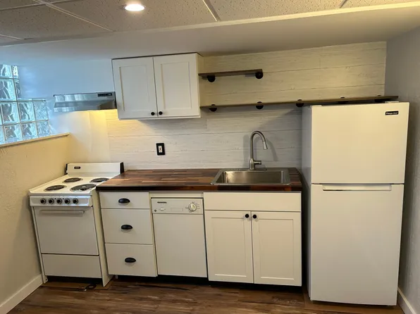 1627 Brownsville Rd APT 4, Pittsburgh, PA 15210