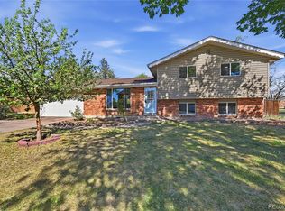 994 S Victor Way, Aurora, CO 80012