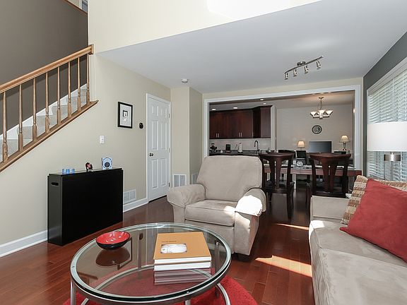 4th image of 1592 Brittania Way