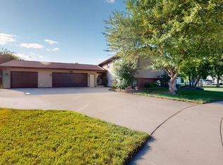 1960 S Carolina Ter, Mason City, IA 50401