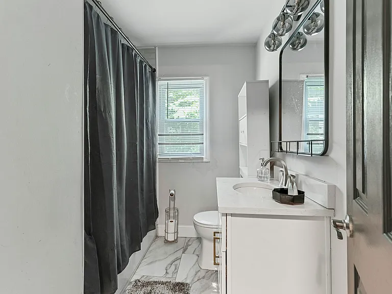 1472 North Ave NW — Photo 22