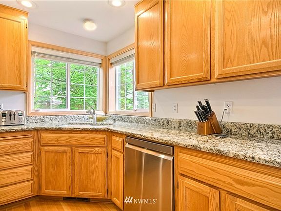 4th image of 9001 172nd Street Ct E