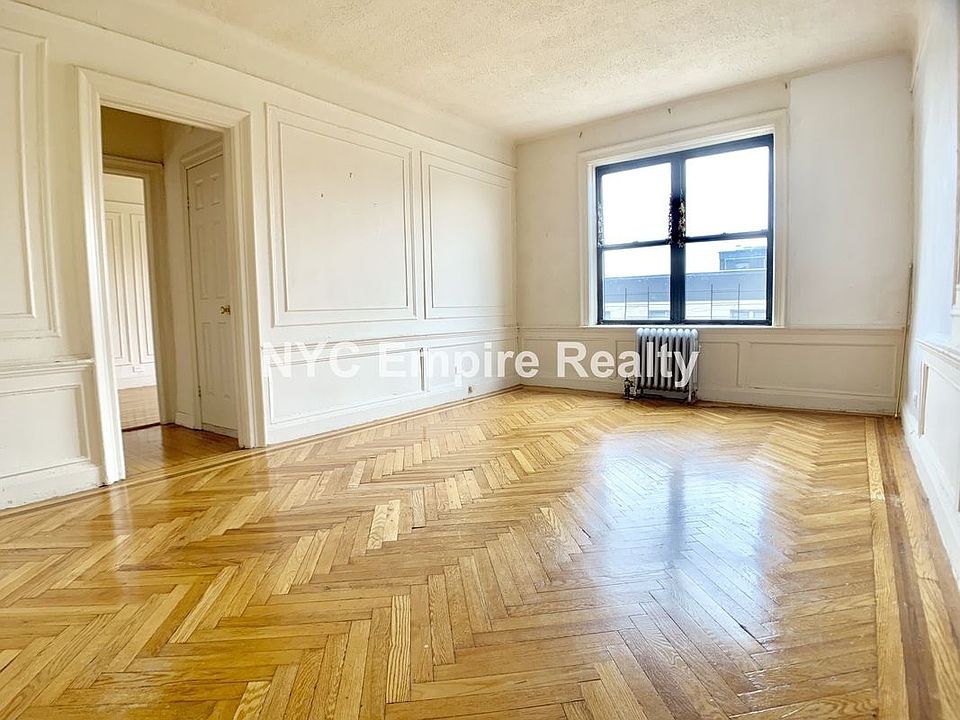 1st image of 35 Hamilton Pl APT 601