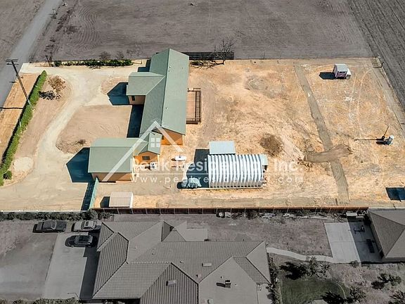 2nd image of 7922 Cotton Ln