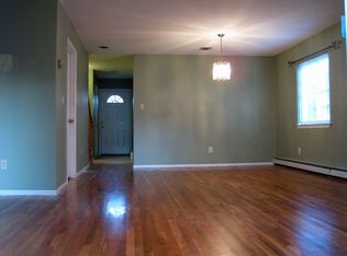 65 Inwood Rd, Port Washington, NY 11050