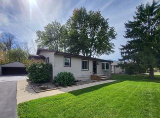1703 Plank Rd, Menasha, WI 54952