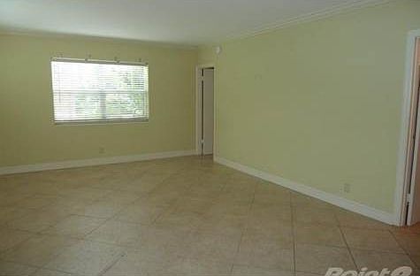 3rd image of 2426 SE Seventeen Street Cswy #209A