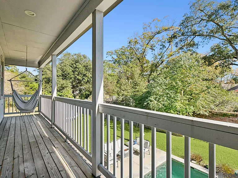 6363 Sevenoaks Ave — Photo 41