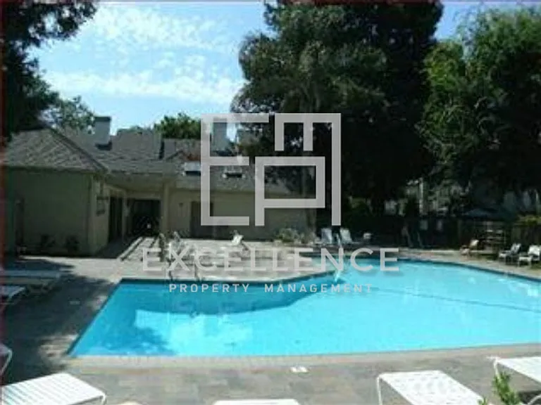 1336 Greenwich Ct — Photo 13