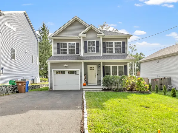 15 Orowoc Trail, Shelton, CT 06484