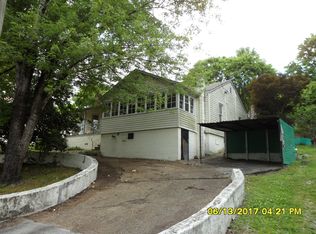 4227 NE Elkins St, Knoxville, TN 37917