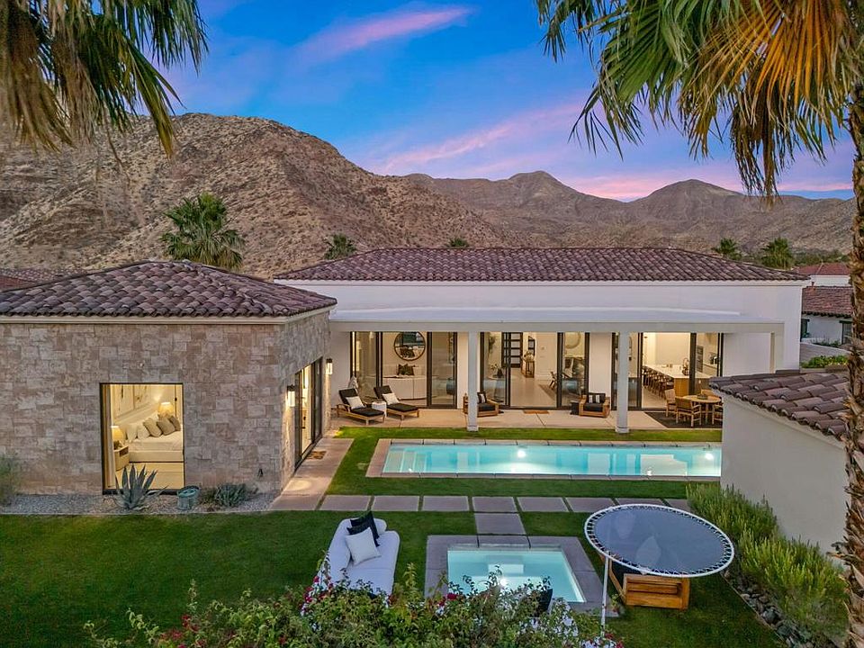 1st image of 3085 Arroyo Seco