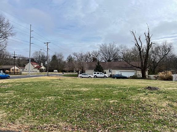 5th image of 4105 Pollack Ave
