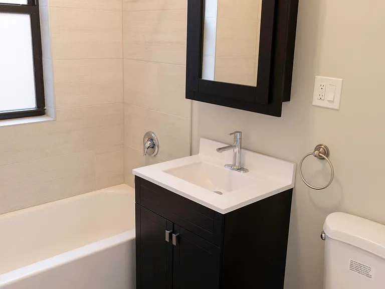 3833 N Keeler Ave — Photo 6