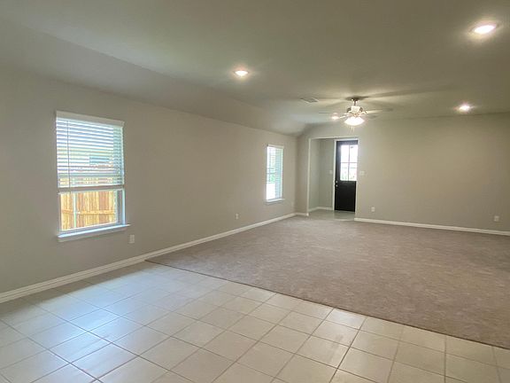 Spacious living room