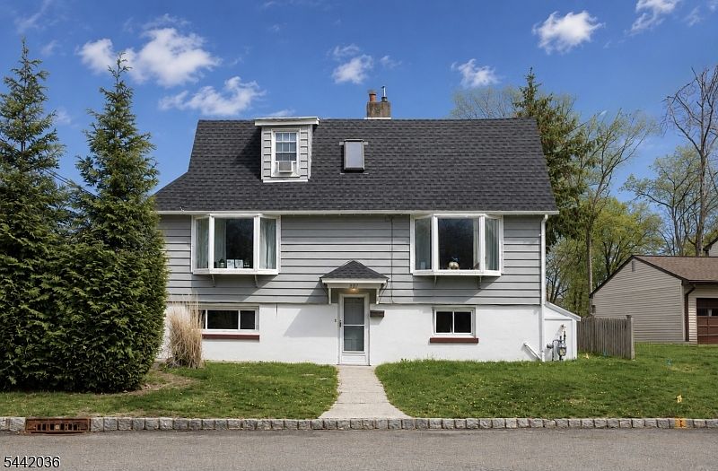 1st image of 287 Atlantic Dr
