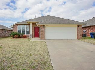 2319 Box Turtle Way, Midwest City, OK 73130