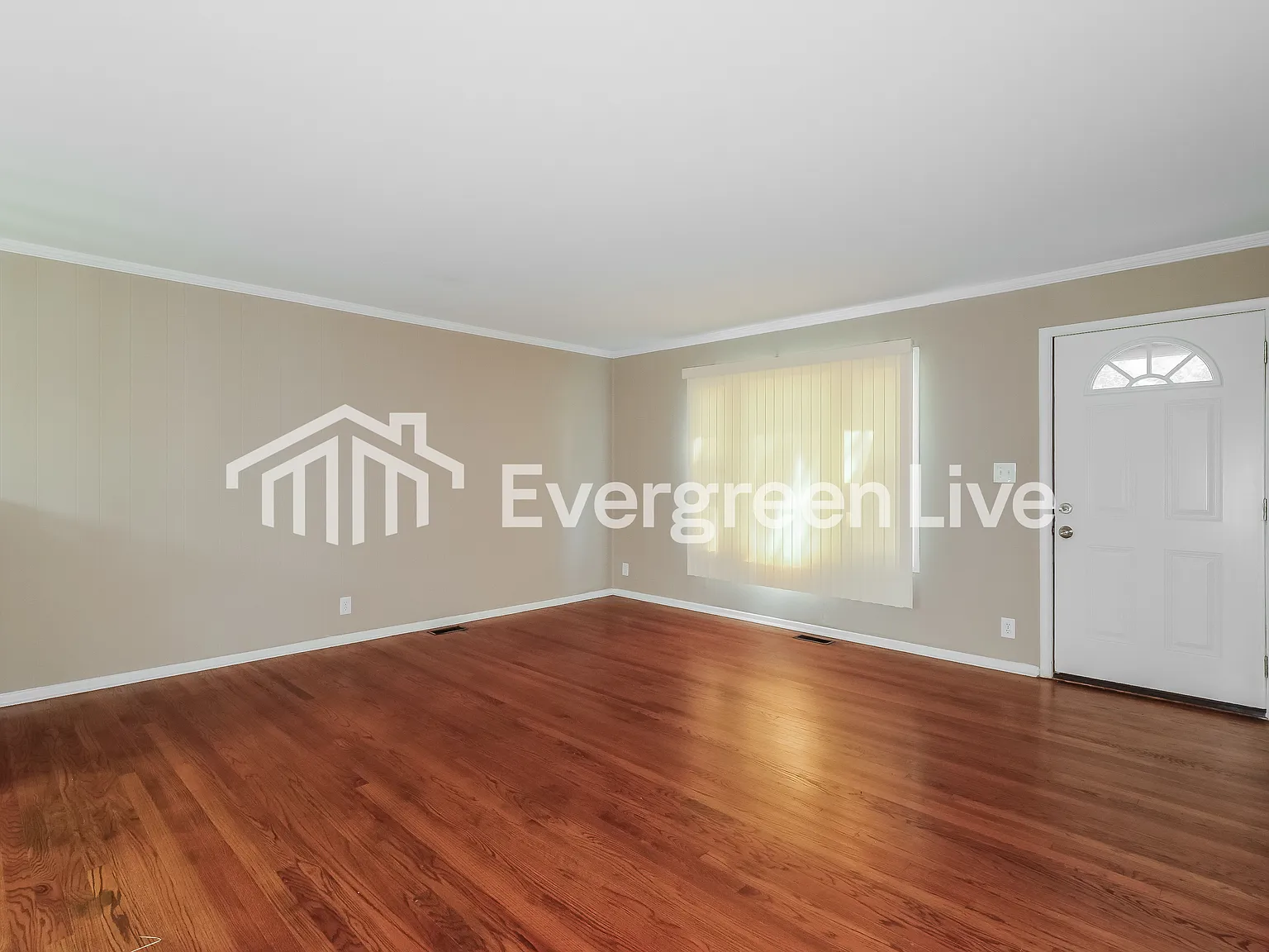 3 bed, 3.0 bath, 1800 sqft, $1,445 — Photo 3