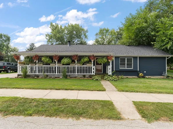 751 Bond Ave, Valparaiso, IN 46385