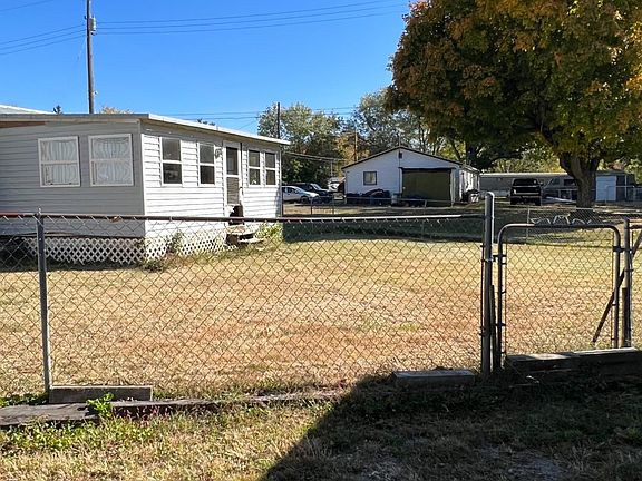 5th image of 303 Florence Ave