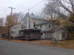 9 Gilmore St, Whitehall, NY 12887
