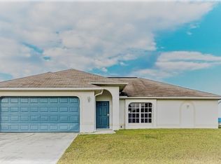 1912 SW 8th Pl, Cape Coral, FL 33991