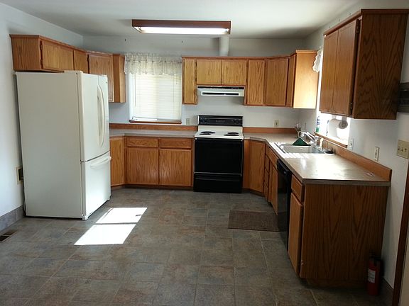 4th image of 1105A Hazel Ave