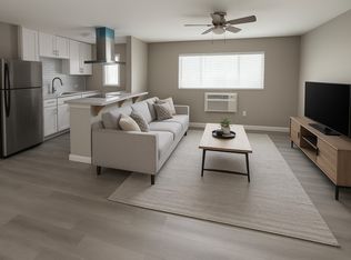 323 W 11th St APT 14, Upland, CA 91786
