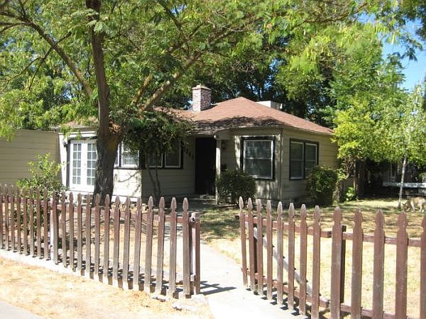 1st image of 1241 Carlton Ave