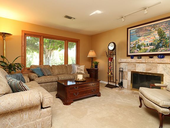 4th image of 425 Calle Borrego