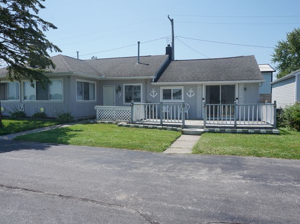 9287 N River Rd #7