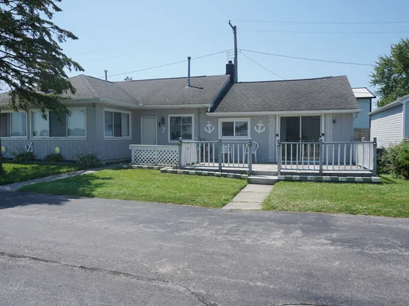 9287 N River Rd #7, Algonac, MI 48001