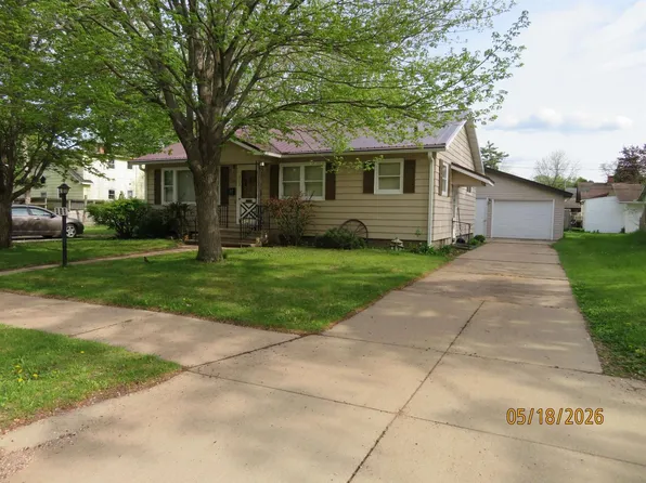 312 W 3RD STREET, Shawano, WI 54166