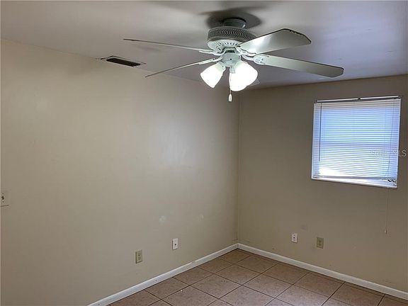5th image of 2426 Kimberly Dr