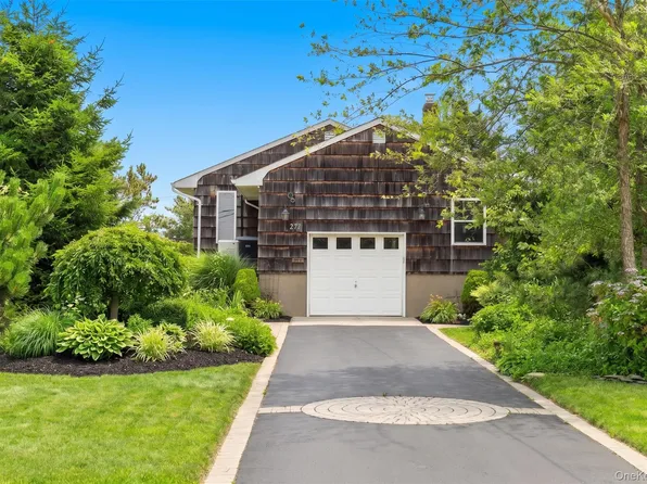 272 Grand Central Avenue, Amityville, NY 11701