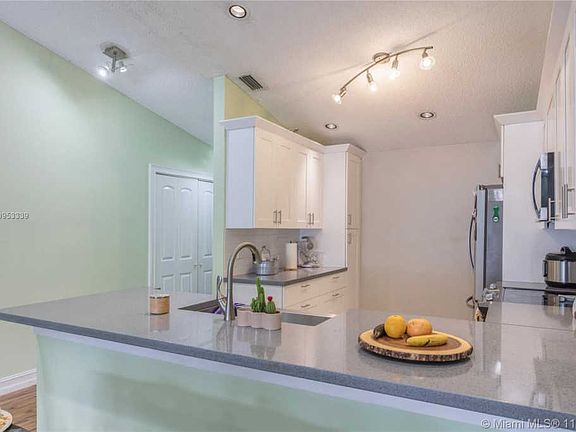 5th image of 9830 NW 76th Ct #9830
