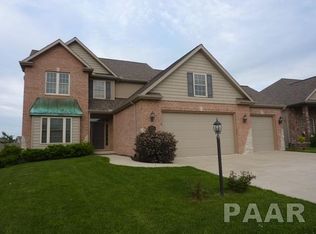 10702 N Trailside Ln, Dunlap, IL 61525