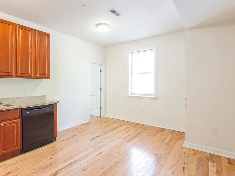 1310-12 N Carlisle St #2 — Photo 6