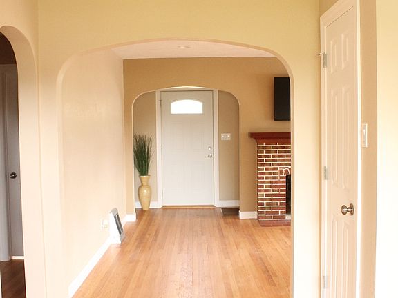 view from DR to entry