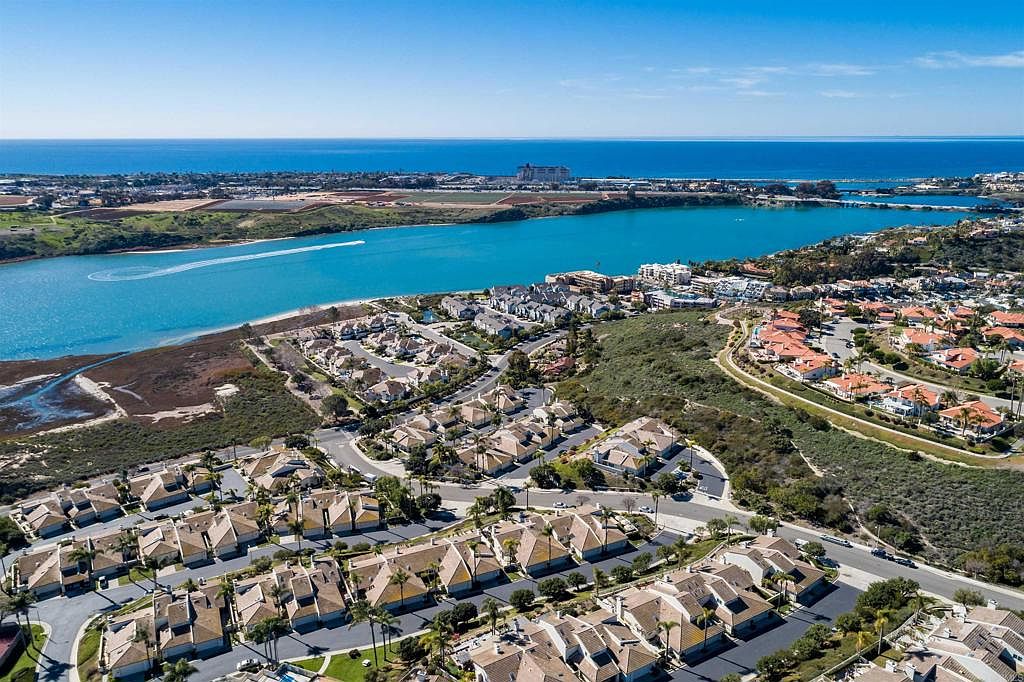 4715 Bryce Cir, Carlsbad, CA 92008 Zillow