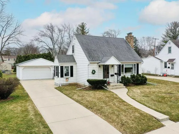 8719 West Dakota STREET, West Allis, WI 53227