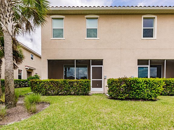 3rd image of 2644 Blossom Way