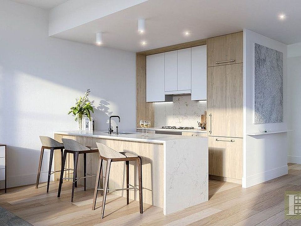 1st image of 2218 Jackson Ave #505