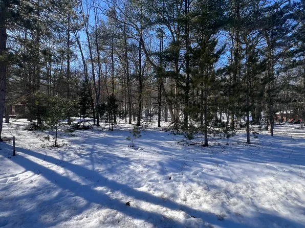 320 Enchanted Dr, Frederic, MI 49733