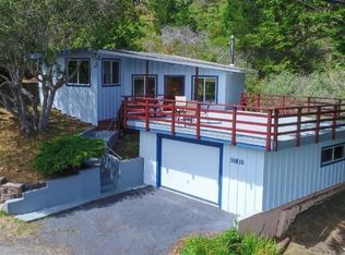10810 Rock Point Dr, Jenner, CA 95450