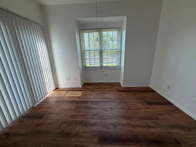 8601 Park Ln #422 — Photo 17