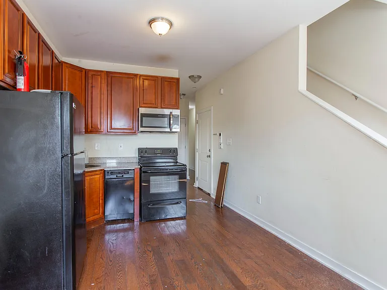 1802 Willington St #2 — Photo 22