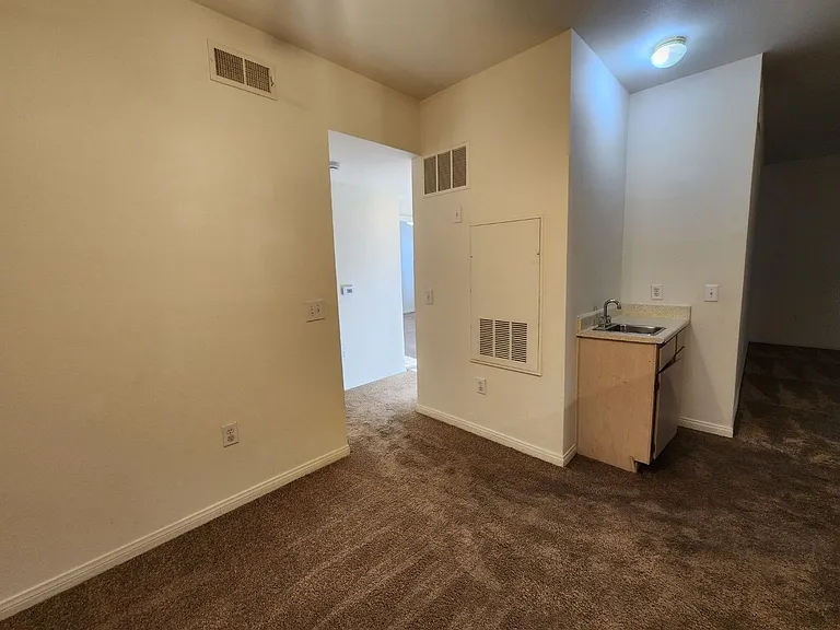 231 W Horizon Ridge Pkwy #417 — Photo 12