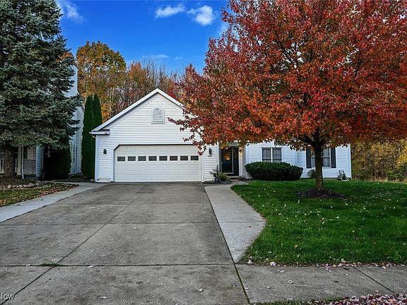 2nd image of 955 Norwegian Wood Dr