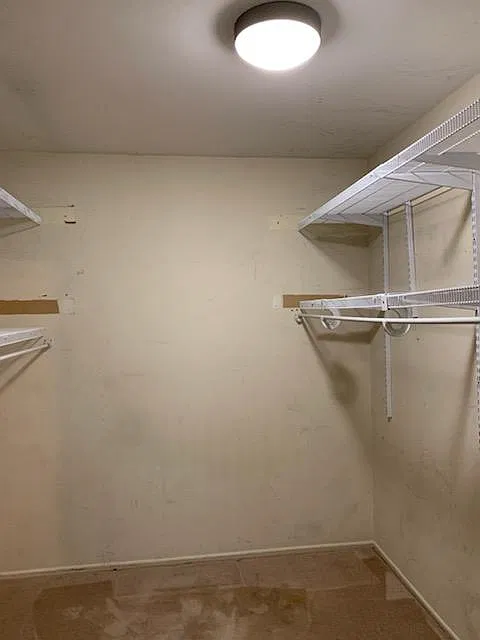 100 Hillside Dr — Photo 2
